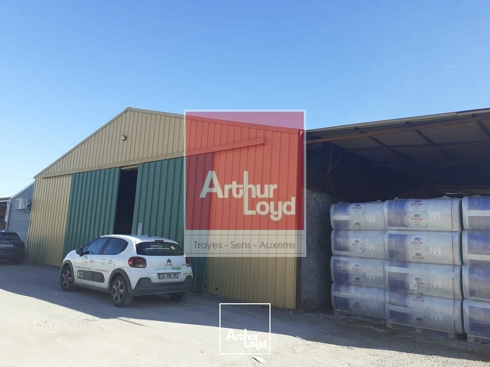 Locaux d'activité & Entrepôts - Location - LA CHAPELLE-SAINT-LUC - 10600 - 302-302 - 7025504