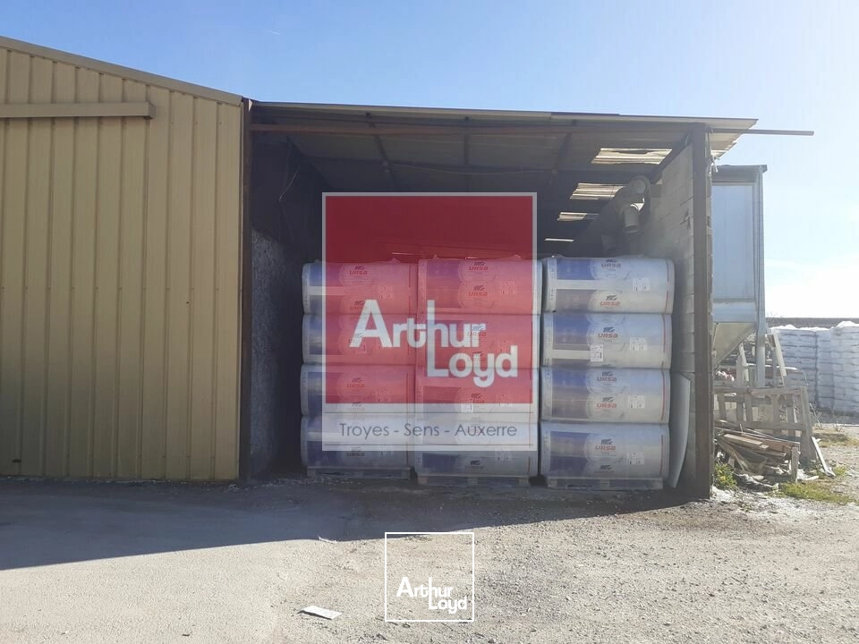 Locaux d'activité & Entrepôts - Location - LA CHAPELLE-SAINT-LUC - 10600 - 302-302 - 7025510