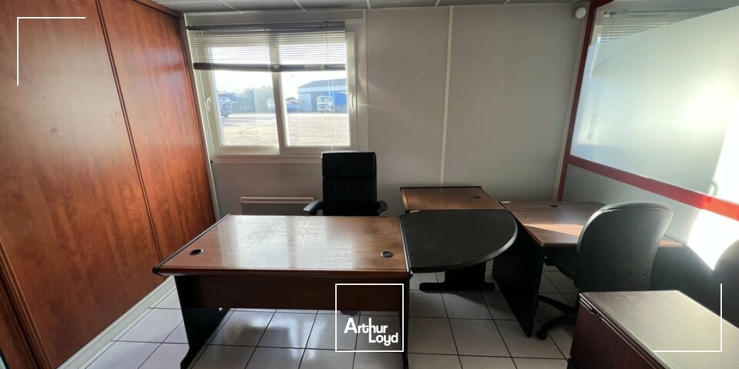 Locaux d'activité & Entrepôts - Location - TANCARVILLE - 76430 - 500-500 - 7484088