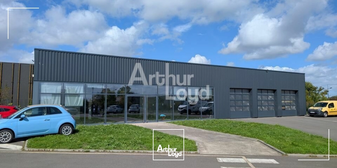 PACE - LOCAL D'ACTIVITE RECENT A LOUER - 275 M²