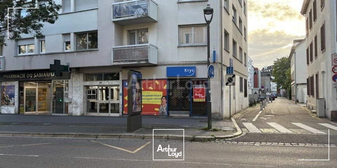 LOCAL COMMERCIAL à LOUER de 173 m²