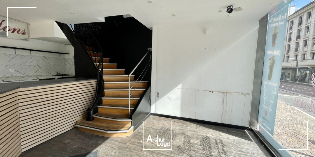 Locaux commerciaux à louer à ROUEN 76000