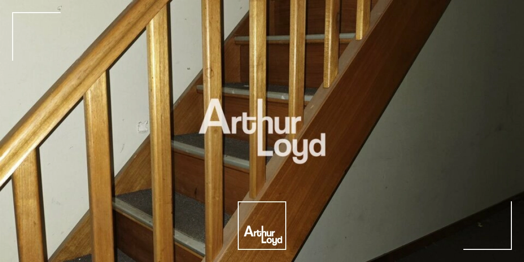 Local commercial 43.28 m² à louer Gray d'Albion Cannes - Location pure