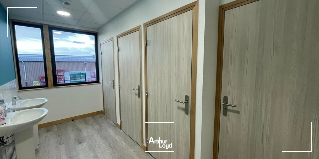 À LOUER - OUDALLE - BUREAUX NEUFS - 195 m² 