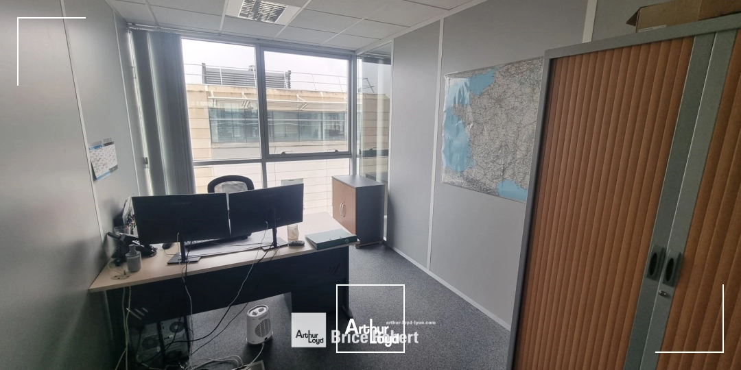 A louer - EUROPARC DU CHENE - Bureaux au 2ème étage - Bron 