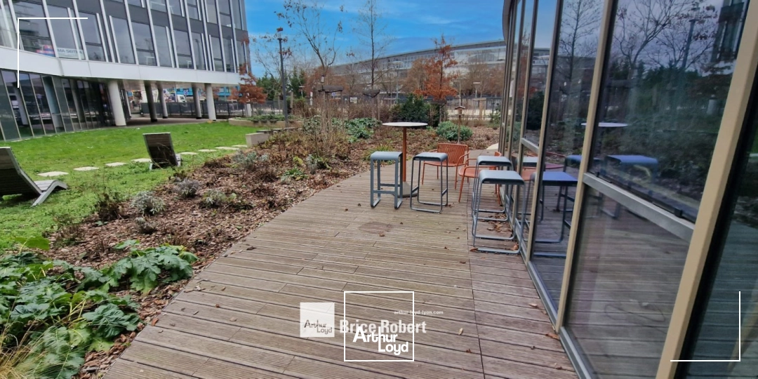 A louer - URBAN GARDEN - Bureaux à louer dans le quartier de Gerland - Lyon 7ème 