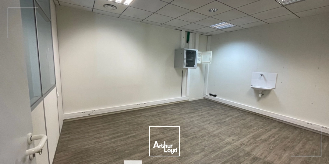 A louer - LES CARRES DU PARC 6 - Bureaux sur la Techlid - Champagne au Mont d'Or