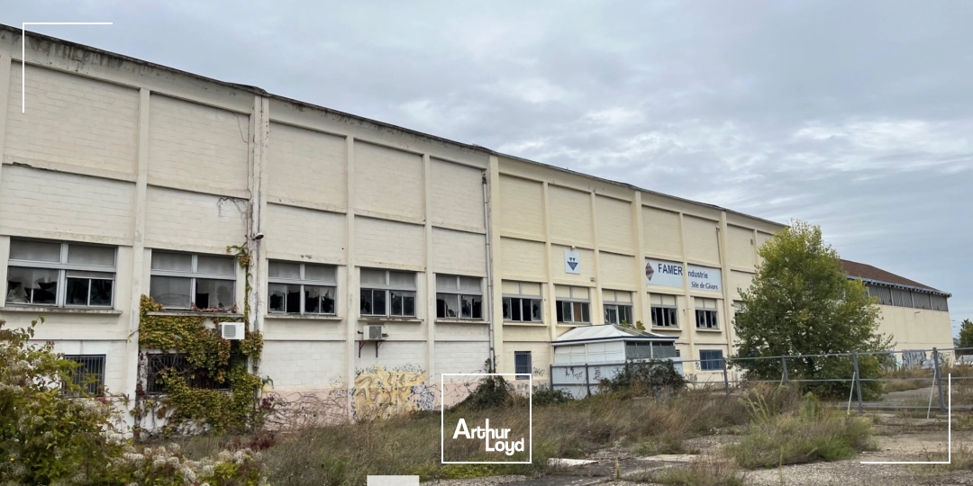 A VENDRE - Bâtiment d'activités - GIVORS