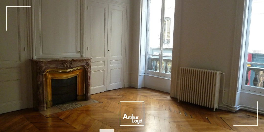 A louer - Bureaux lumineux en Presqu'Île - Lyon 1er