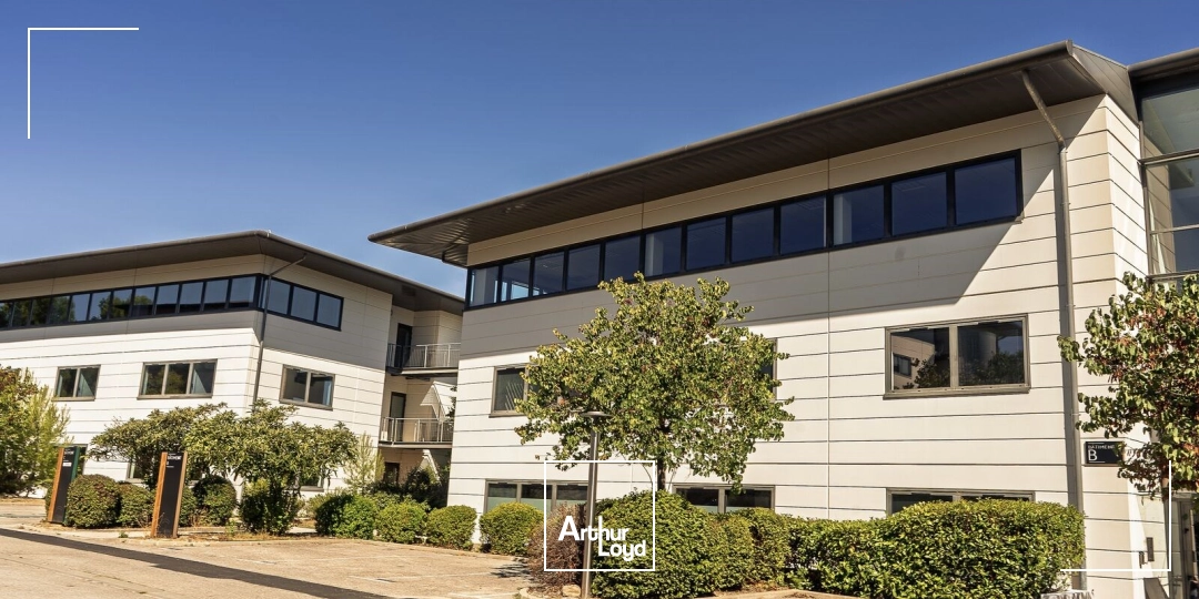 Surfaces rénovées à louer dans le parc de la Duranne