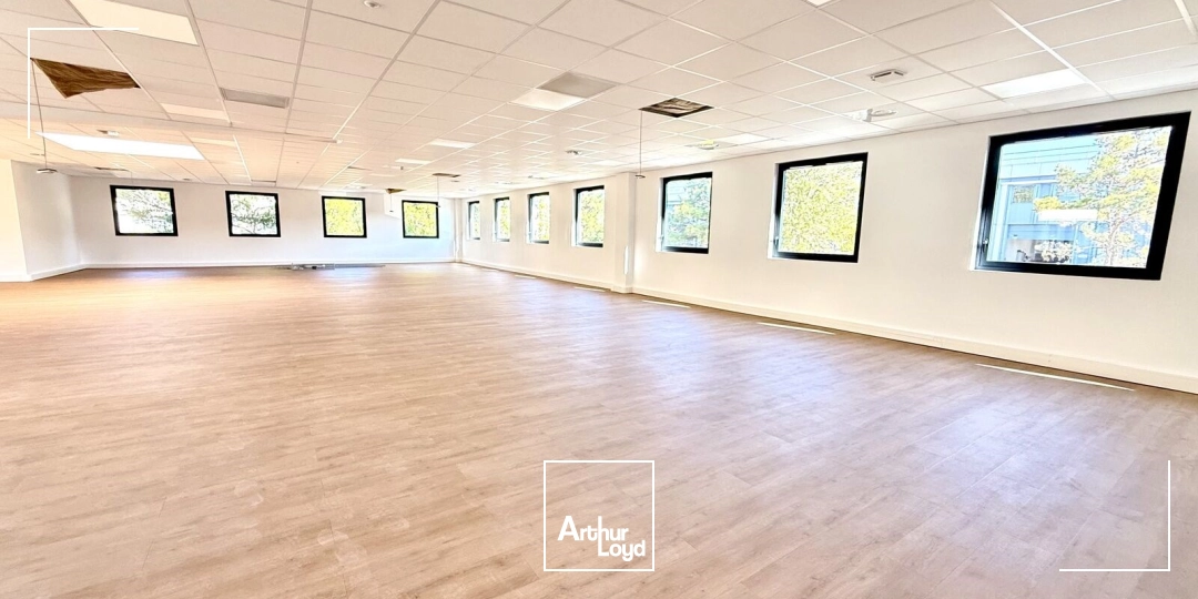 BUREAUX RENOVÉS A LOUER A VITROLLES