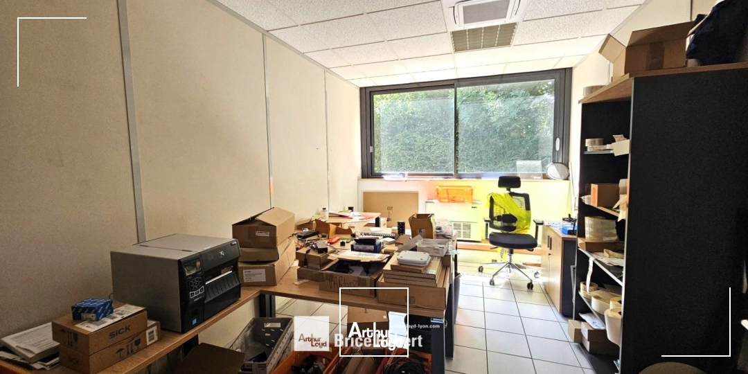 A louer - LE PATIO - Bureaux en rez-de-chaussée - Dardilly