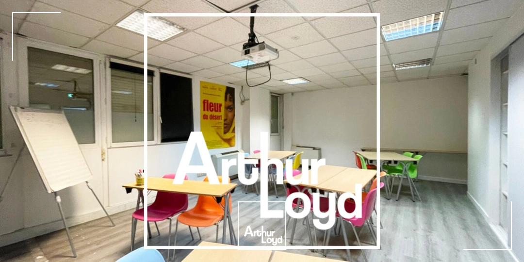 LOCATION BUREAUX - 58 M2. - CENTRE VILLE ANTIGONE