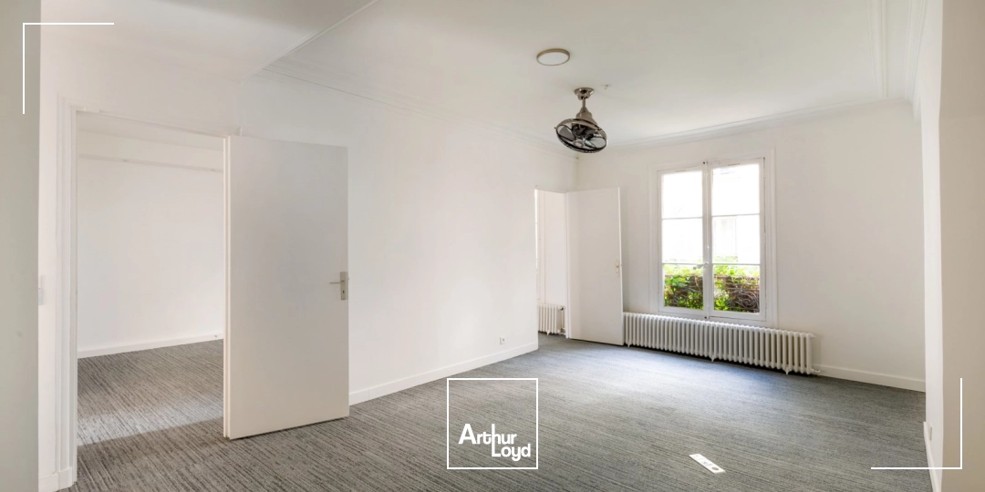 Bureaux à louer à PARIS 75001