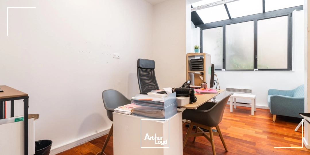 Bureaux à louer à PARIS 75012