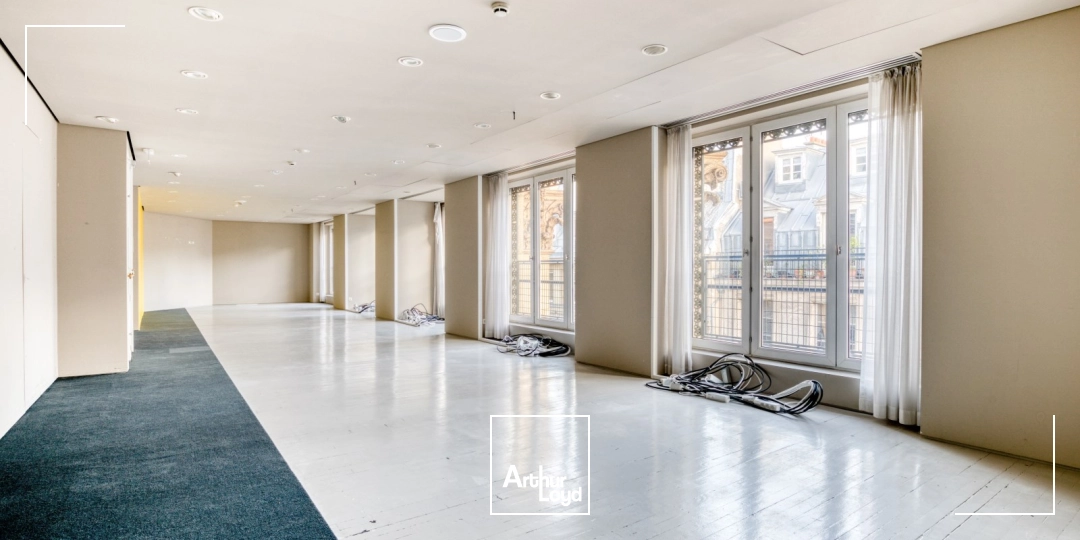 Bureaux a sous-louer à PARIS 75002