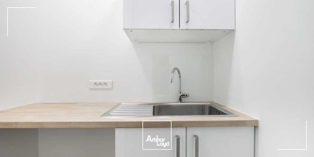 Bureaux a sous-louer à PARIS 75002