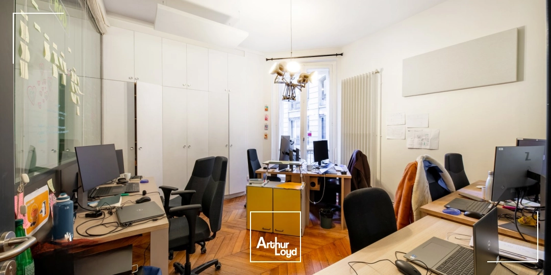 Bureaux à louer à PARIS 75010