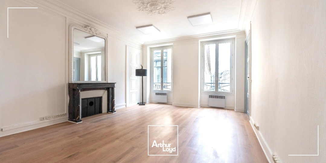 Bureaux à louer à PARIS 75009
