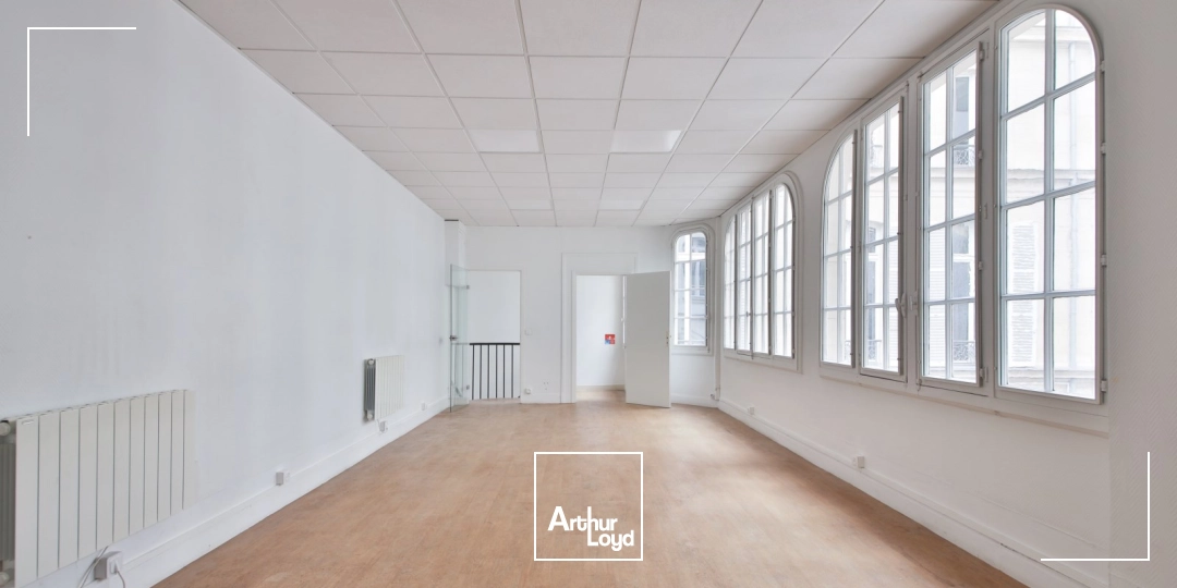 Bureaux à louer à PARIS 75008