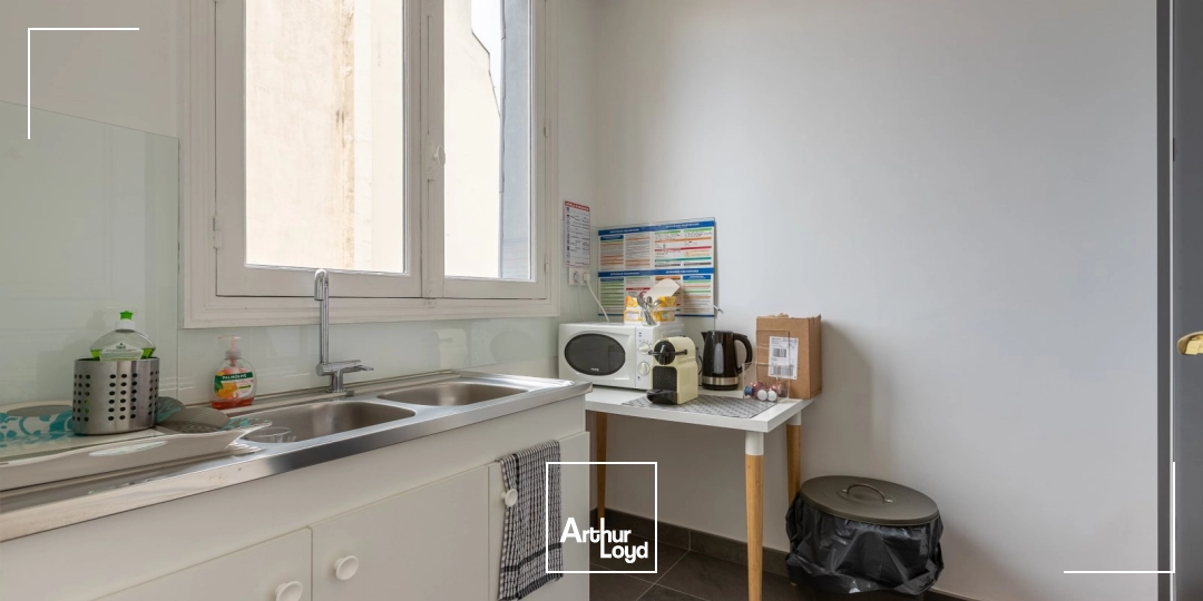 Bureaux à louer à PARIS 75008