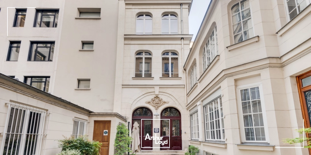 Bureaux à louer à PARIS 75008