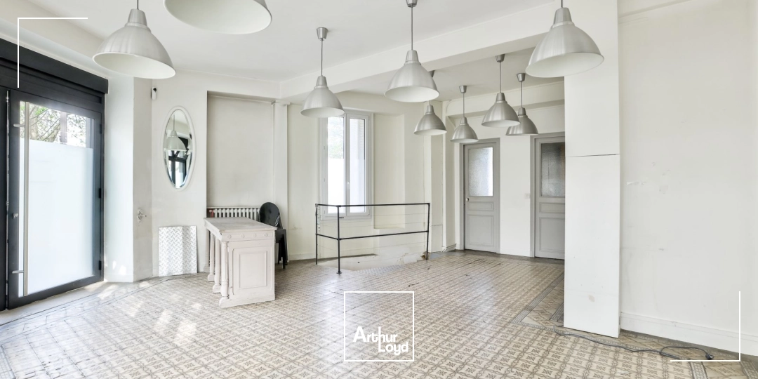 Bureaux à vendre à PARIS 75018