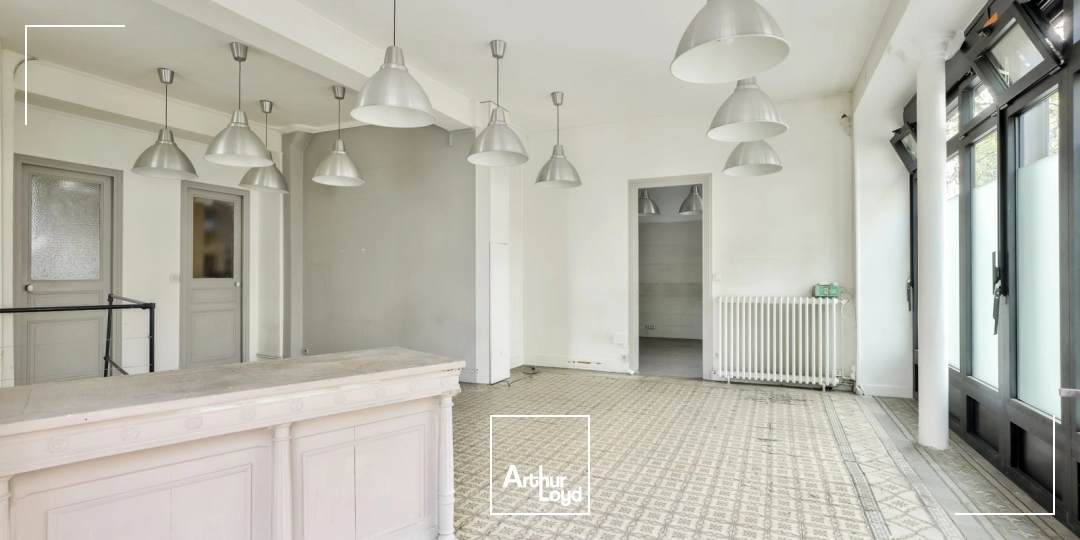 Bureaux à vendre à PARIS 75018