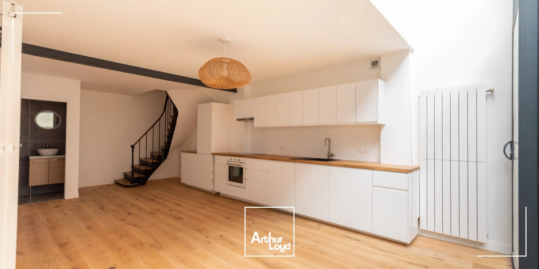 Bureaux à vendre à PARIS 75020