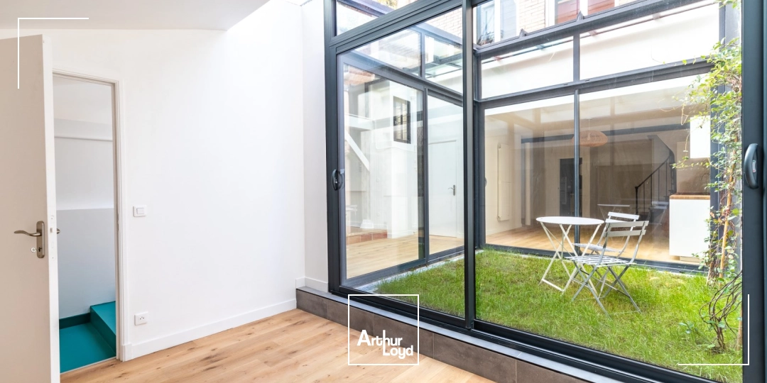 Bureaux à louer à PARIS 75020