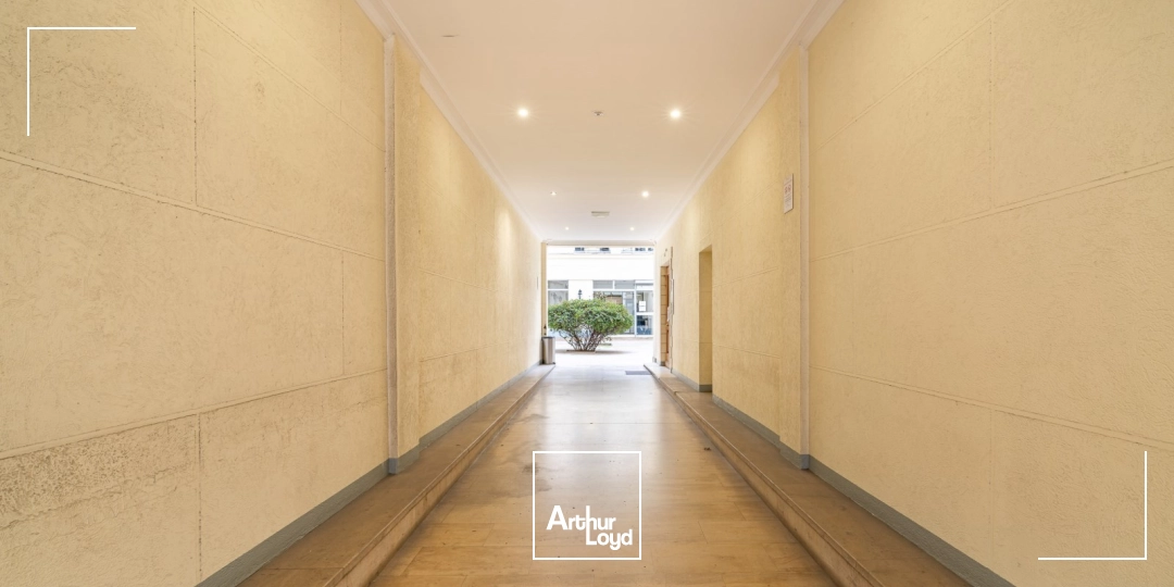 Bureaux à louer à PARIS 75009