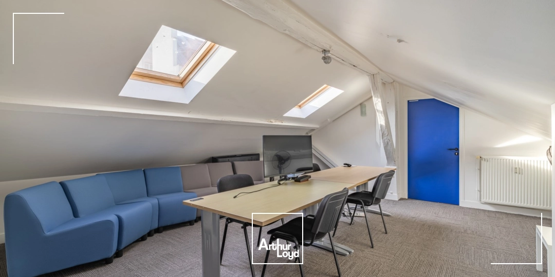 Bureaux à louer à PARIS 75009