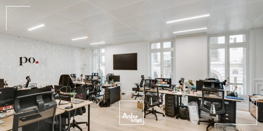 Bureaux à louer à PARIS 75008