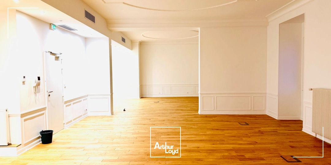 Bureaux à louer à PARIS 75016