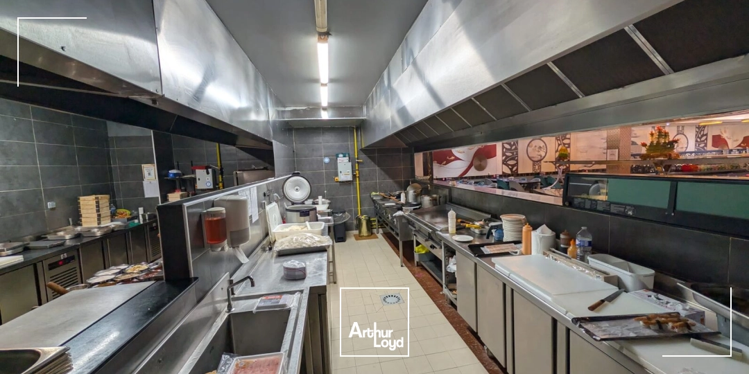 CESSION DROIT AU BAIL - BÂTIMENT INDÉPENDANT 1 204 M² - EXTRACTION / PARKING SOUS-SOL / ERP - PONTOISE (95)