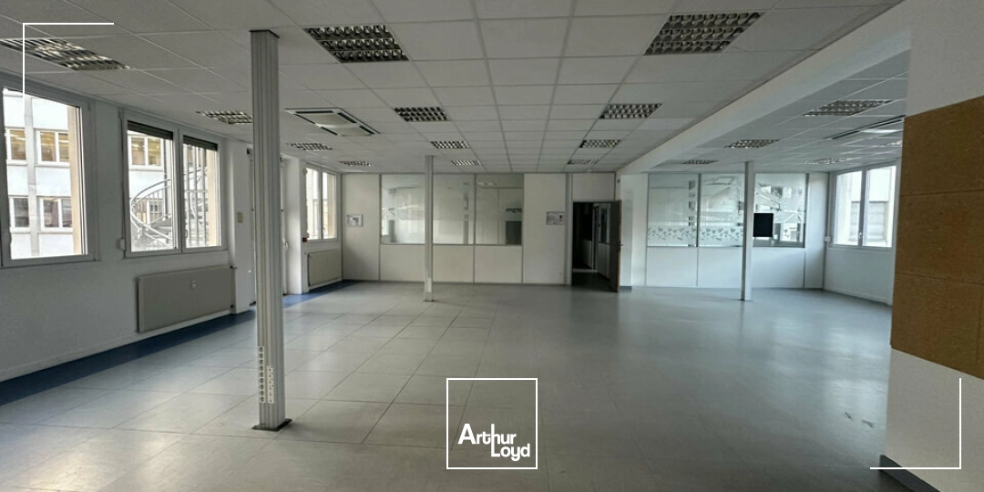 BUREAUX à LOUER de 495 m²