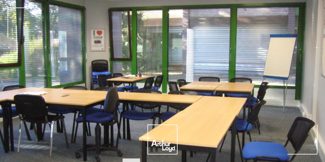 A louer - L'ATRIUM - Bureaux lumineux - Bron 