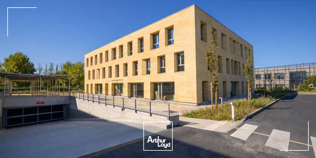 EXCLUSIVITÉ - PLATEAU DE BUREAUX NEUF DIVISIBLE EN LOCATION 