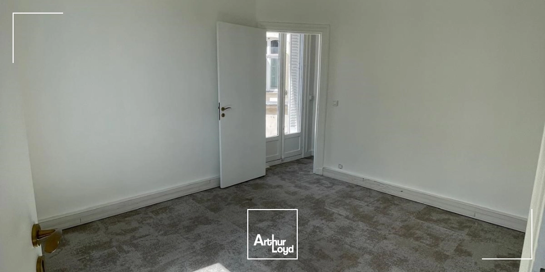 Bureaux A Louer - Sora François 1er