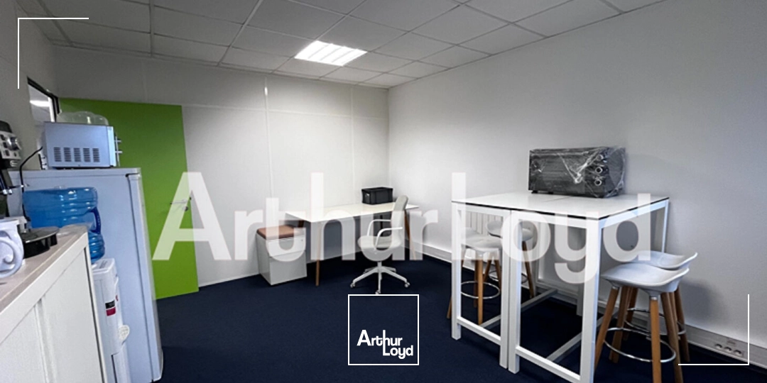 Bureaux à louer - 116 m² - Péricentre V