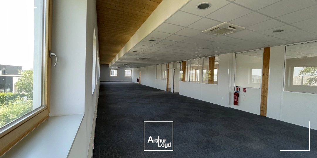 Haute Borne : bureaux à louer avec parking