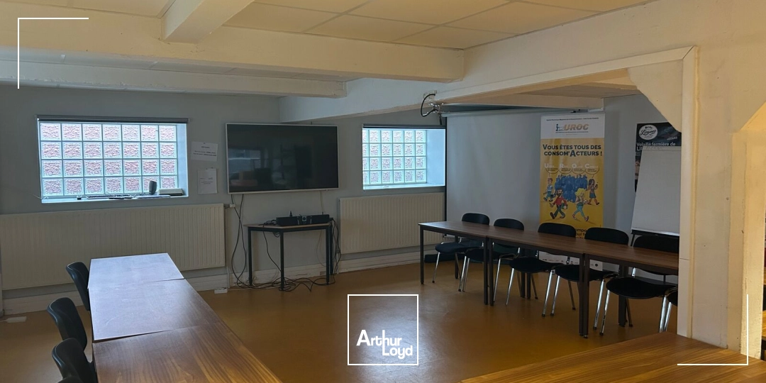 Immeuble de bureaux indépendant à vendre - Visibilité, accessibilité et stationnement aux portes de Lille