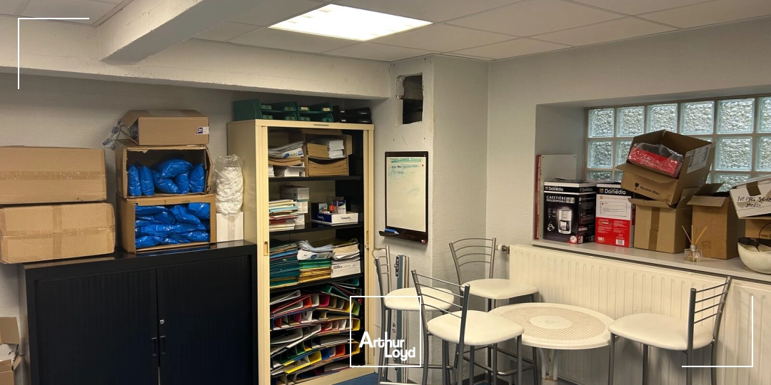 Immeuble de bureaux indépendant à vendre - Visibilité, accessibilité et stationnement aux portes de Lille