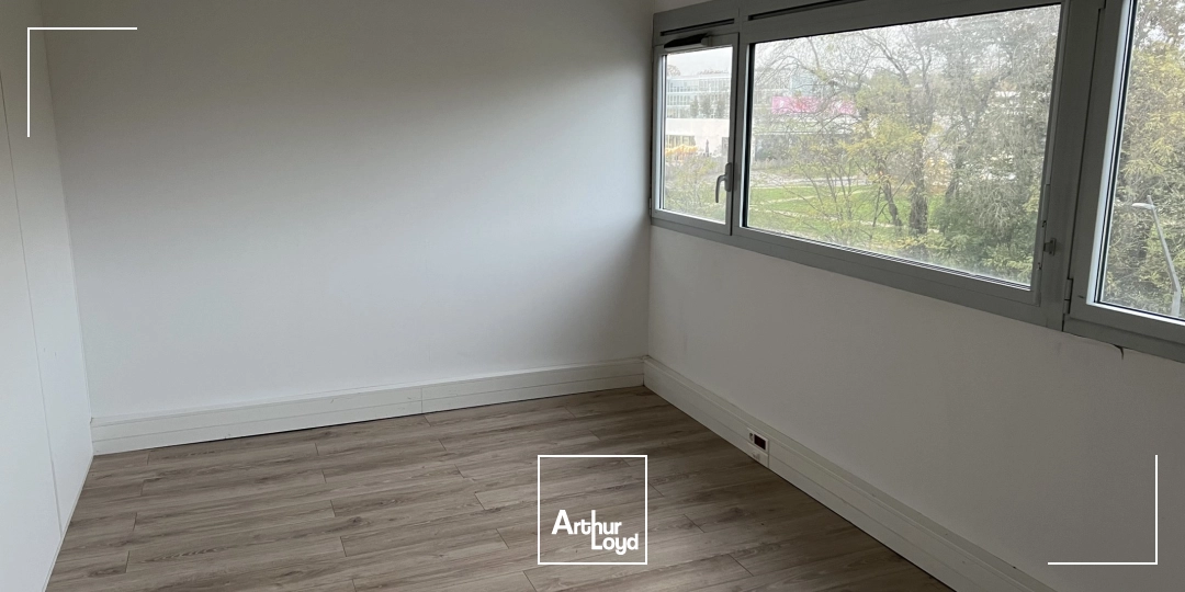 A LOUER - BUREAUX - 516 M2 - QUARTIER CHANTRERIE - NANTES