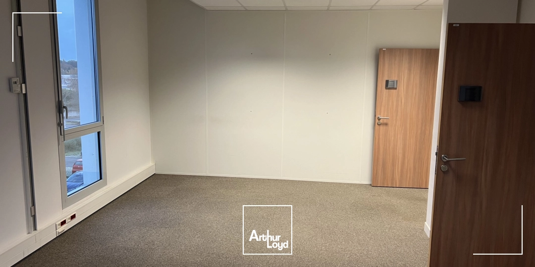 A LOUER - BUREAUX - 516 M2 - QUARTIER CHANTRERIE - NANTES