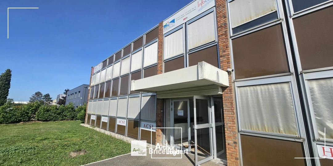 A vendre ou à louer - Bureaux lumineux - Chassieu