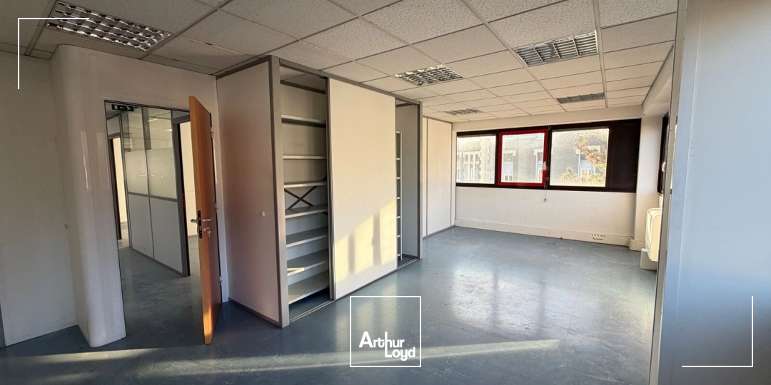 BUREAUX 456 m² A LOUER OU A VENDRE- LA TRONCHE 