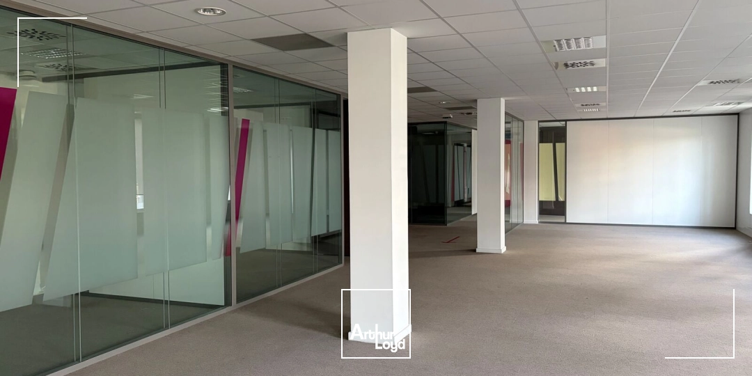 BUREAUX A LOUER - BOUCHAYER VIALLET 