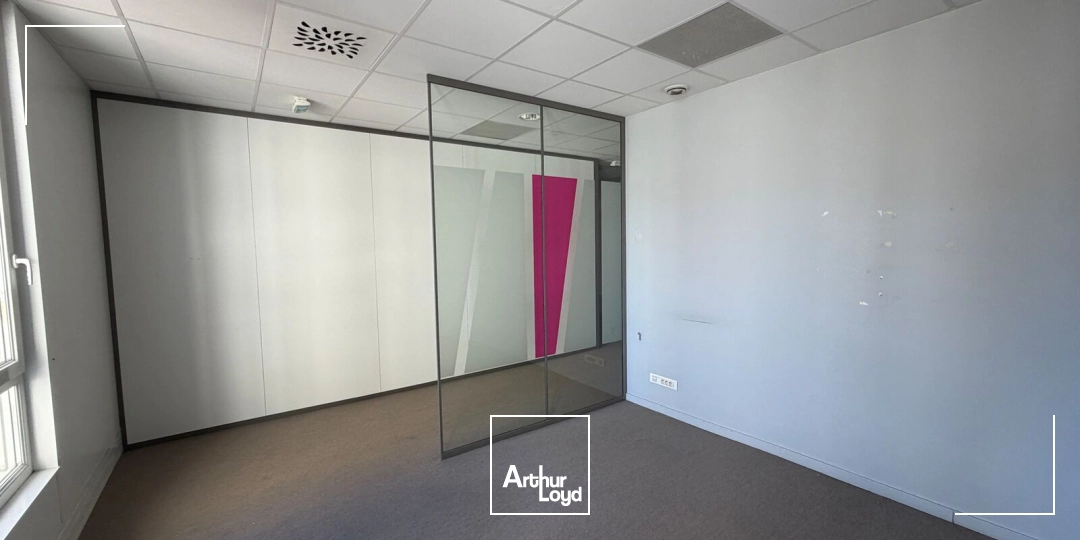 BUREAUX A LOUER - BOUCHAYER VIALLET 