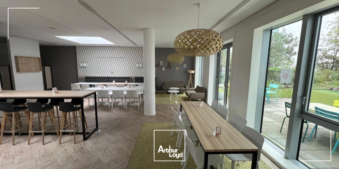 Bureaux très lumineux à louer - Quartier dynamique de Rueil-Malmaison - Accès privilégié aux transports